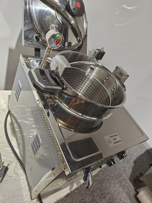 Mechanical Panel 16L 3KW 220V/110V Chicken Express Table Top Pressure Fryer