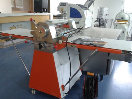 520mm Roller Size Dough Press Sheeter Machine  for Fast and Easy Dough Preparation