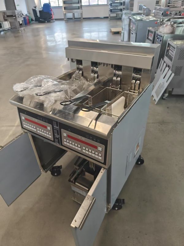 380V 28kw Double Tanks Four Baskets Digital Panel Electric & Gas Chips Open Fryer Machine 15L*2